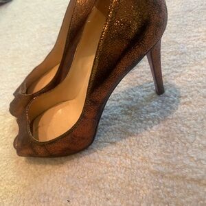 Copper/Gold Christian Louboutin Peep Toe Heels/Sandals